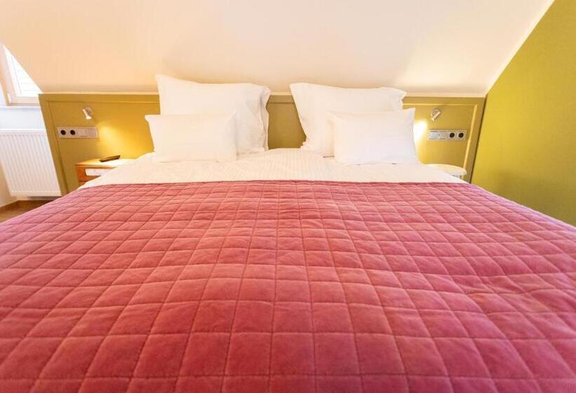 Номер Стандарт, Boutique Hotel Maroggo