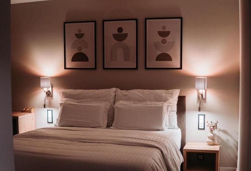 Люкс Повышенной Комфортности, Hôtel Du Midi