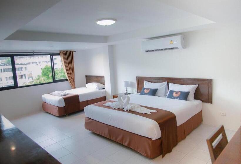 家庭间, Roomquest Kalim Beach