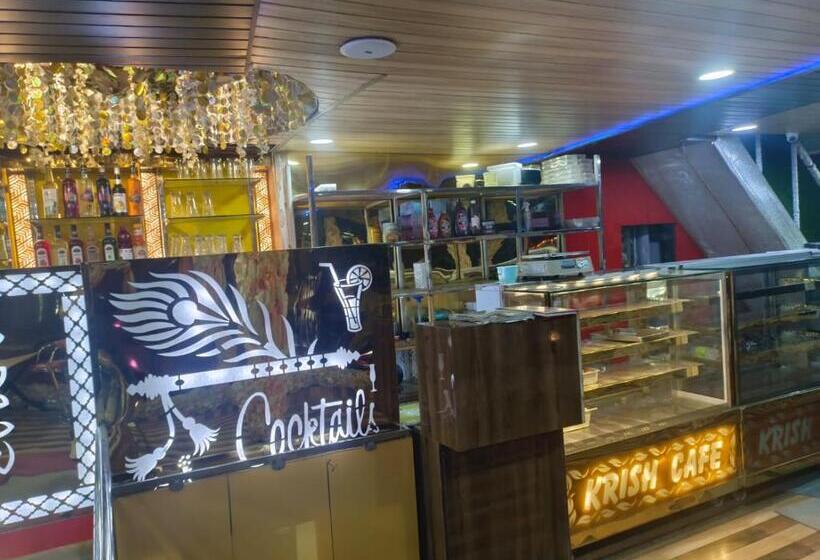 标准间带阳台, Krish Cafe