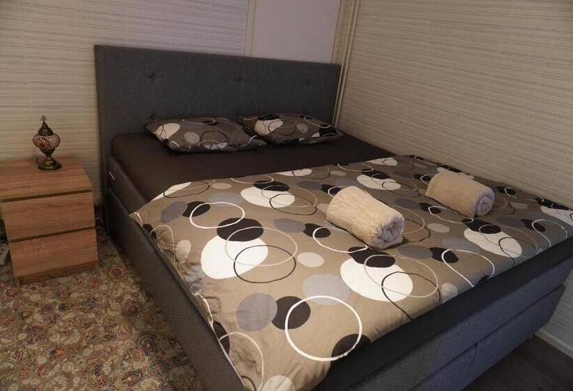 חדר סטנדרט, Your Home Away From Home!