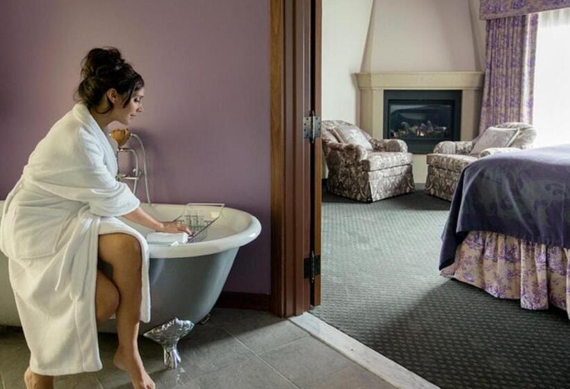 Номер Deluxe Кровать Куин, Mirbeau Inn & Spa   Plymouth