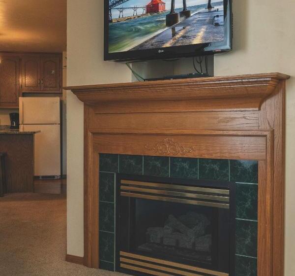 Люкс с гидромассажем, Pheasant Park Resort