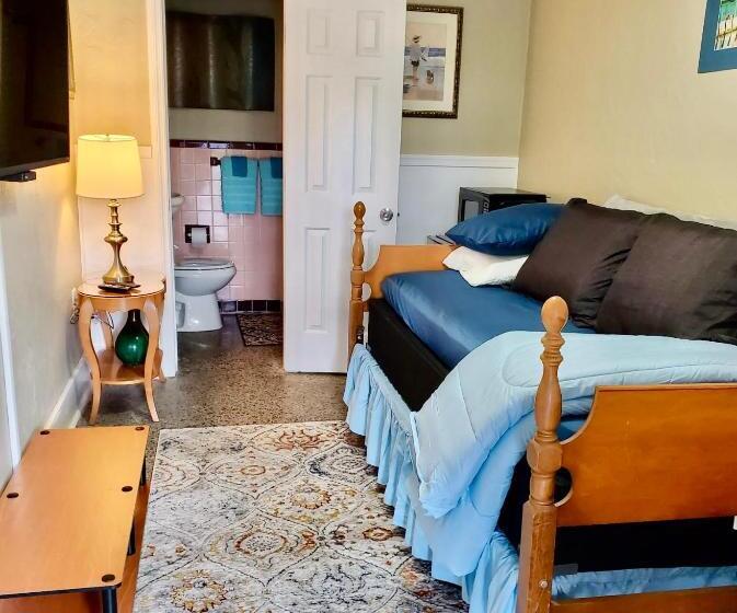 Номер Deluxe, Shamrock Cove Inn