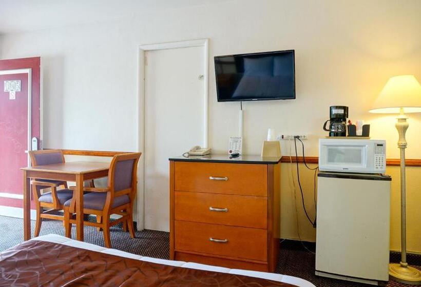 Номер Стандарт 2 Двуспальные Кровати, Town And Country Inn