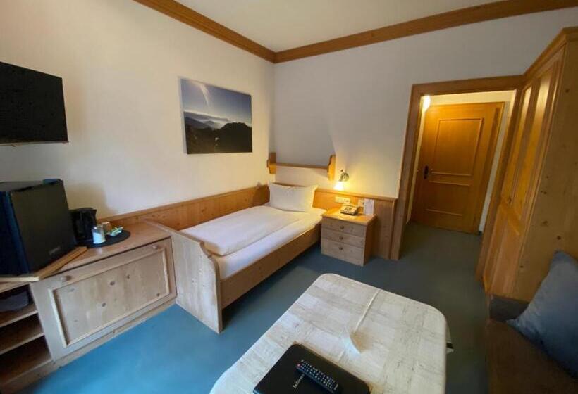 Номер Стандарт Индивидуальный с Балконом, Kur  Und Ferienhotel Haser