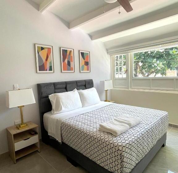 اتاق لوکس, Cal Bed & Breakfast Ibague