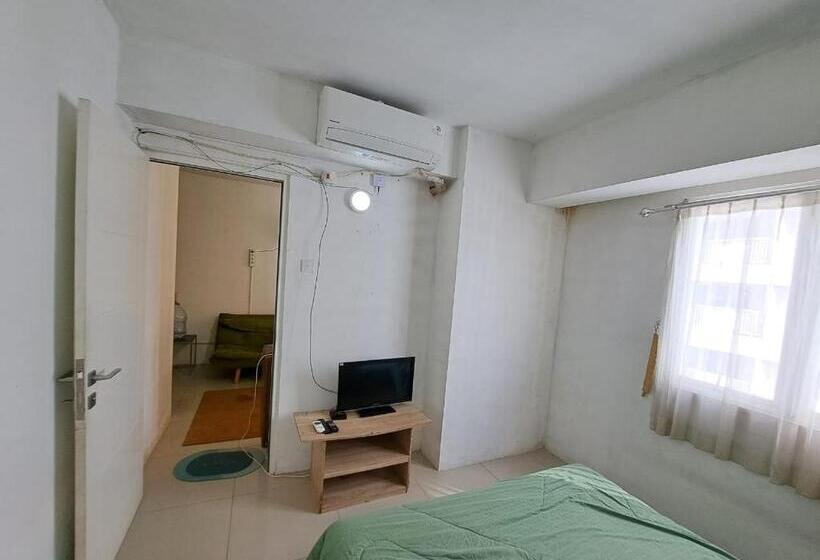 Номер Deluxe, Oyo Life 93106 Apartement Grand Sentraland By Andi