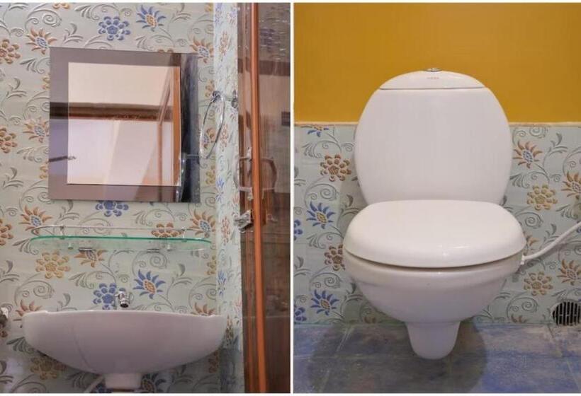 Номер Deluxe Кровать Кинг, Caroline Homestay Best Choice Of Travellers By Morservices