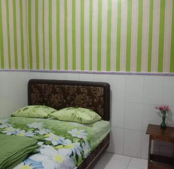 Номер Стандарт, Aaa, Sukapura Guesthouse, Bromo Mountain View Triple A Tour, 3 Levels, Sukapura, Probolinggo, Additi