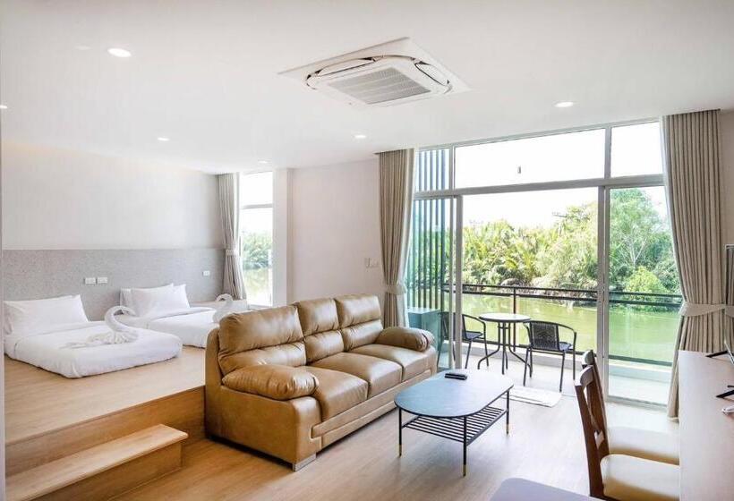 Пентхаус, Yunoya Riverside Villa