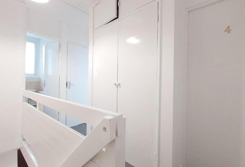 Номер Economy, London Oldbury House Rooms