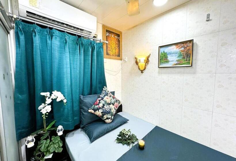 اتاق لوکس, Park Guest House