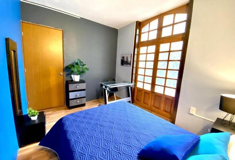 Quarto Superior, Roomies Hostel Cibeles