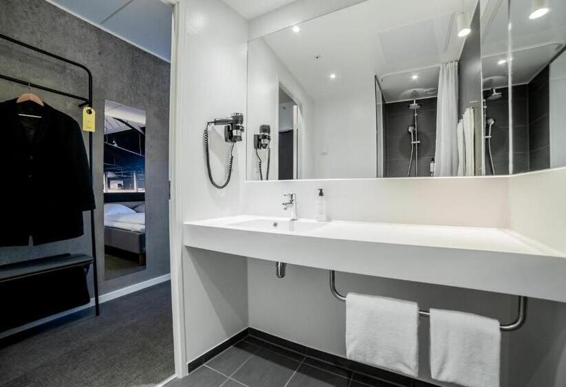 Номер Стандарт, Zleep Hotel Lausanne Chavannes