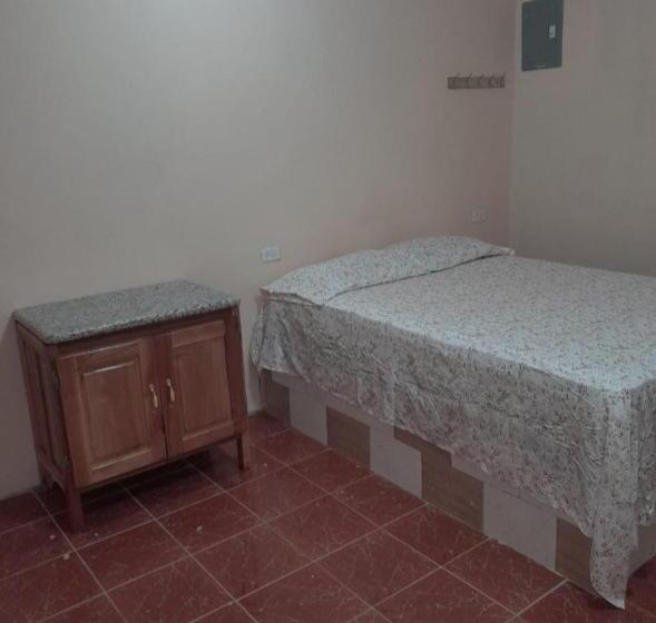 Номер Deluxe, Hostal Burbujas Del Mar