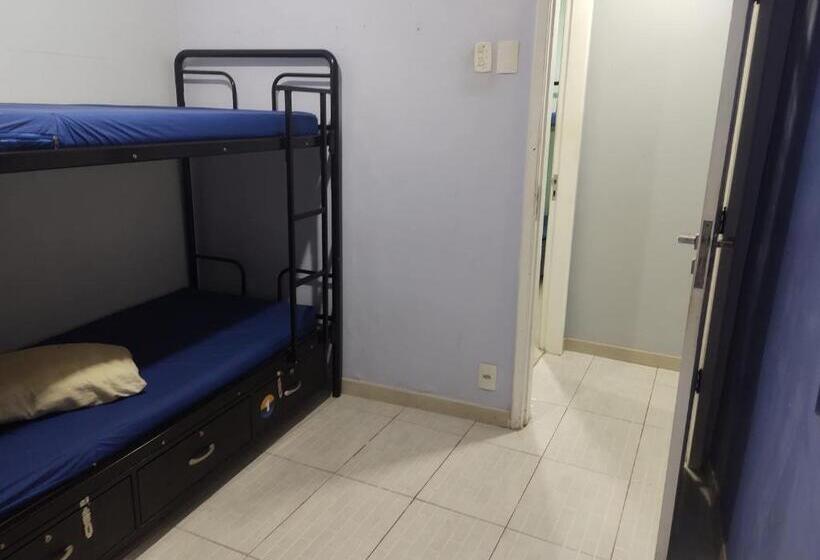 تختخواب در اتاق مشترک, Casa Da Glória Hostel