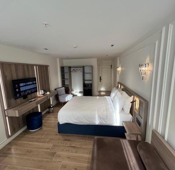 اتاق لوکس با چشم‌انداز دریا, Prime Bosphorus