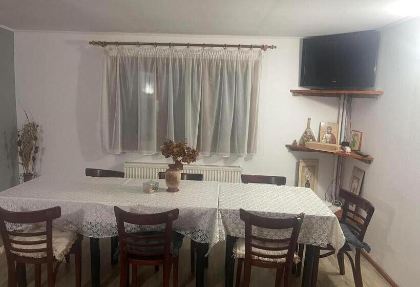 آپارتمان 1 خوابه, Casa Maria Moieciu C