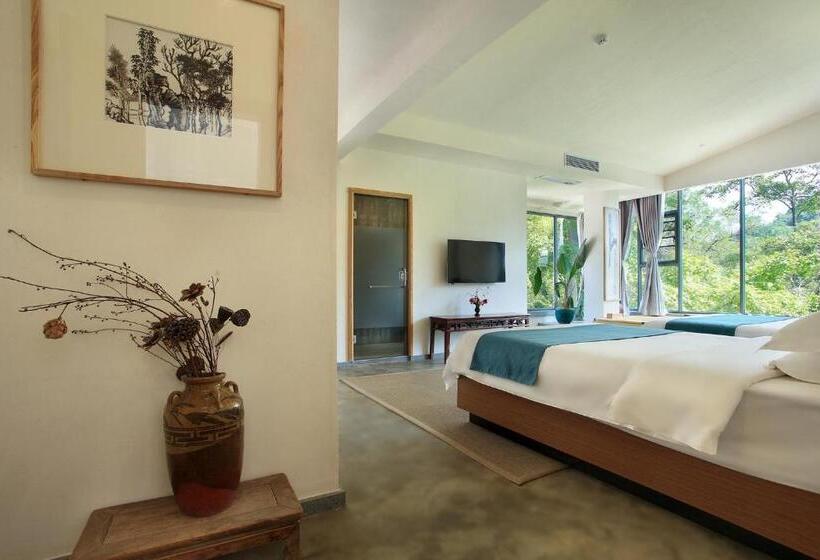 Номер Deluxe Вид на Озеро, Guilin Heshe Lakeside Resort