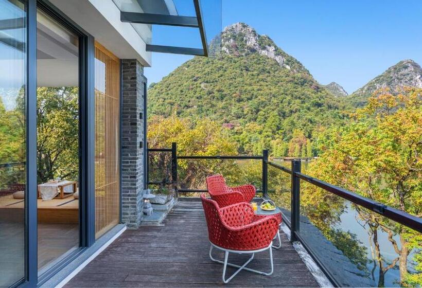Люкс Deluxe Кровать Кинг, Guilin Heshe Lakeside Resort
