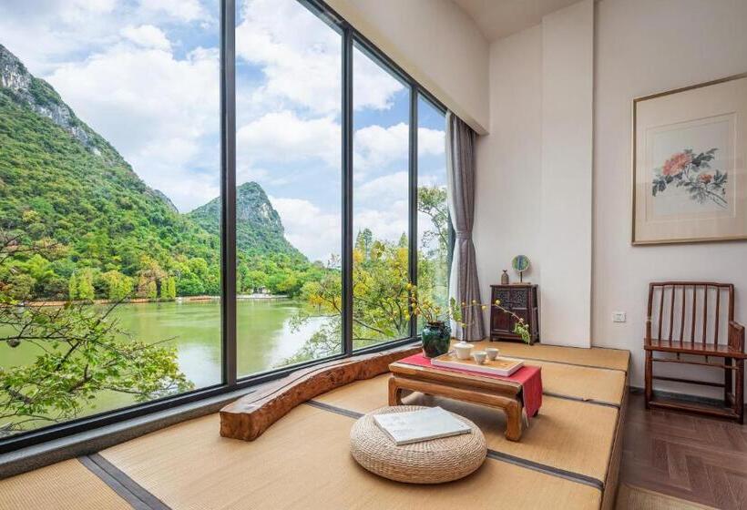 Номер Deluxe Вид на Озеро, Guilin Heshe Lakeside Resort