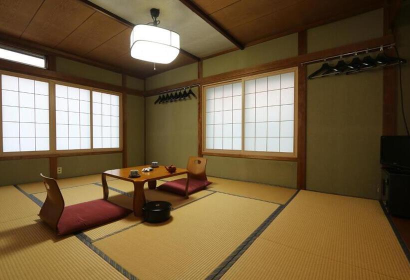 Четырехместный Номер Стандарт, Lodge Tsubaki