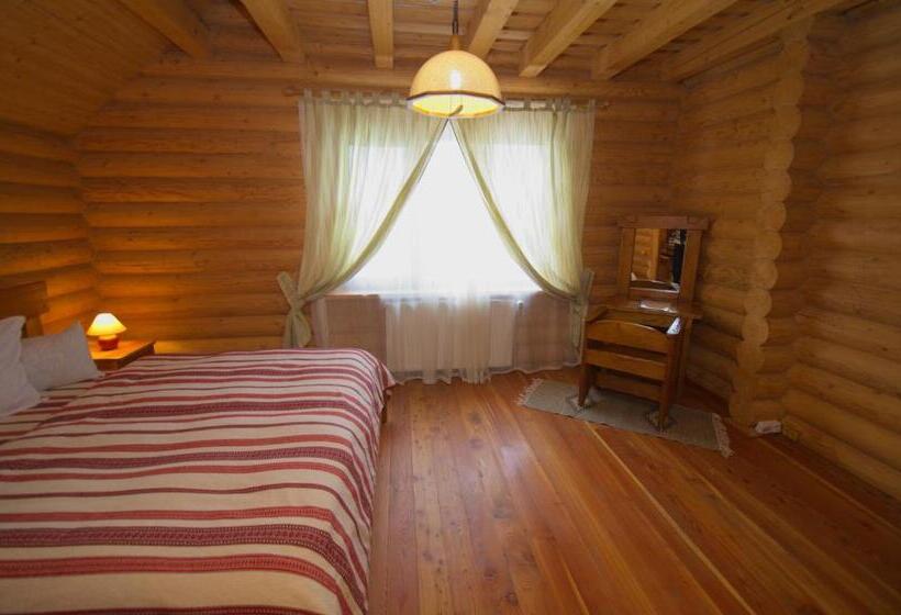 سوییت جونیور, Marika