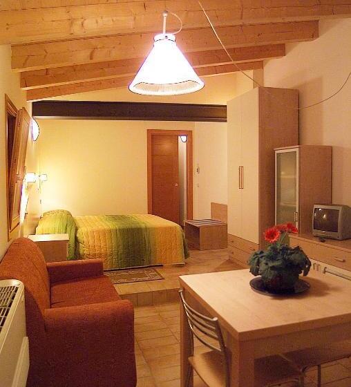 스탠다드 스튜디오, Residence Le Motte