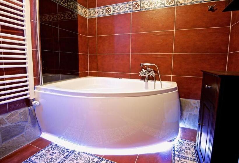 Люкс, Noclegi Styrnol & Spa