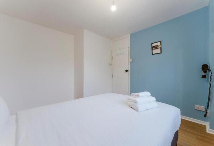 バス共有のスタンダードルーム, Stratford Great Rooms To Stay   20