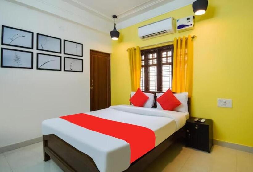 Habitació Superior Llit King, Mks Inn Near Care Hospital Bhubaneswar By Morservices