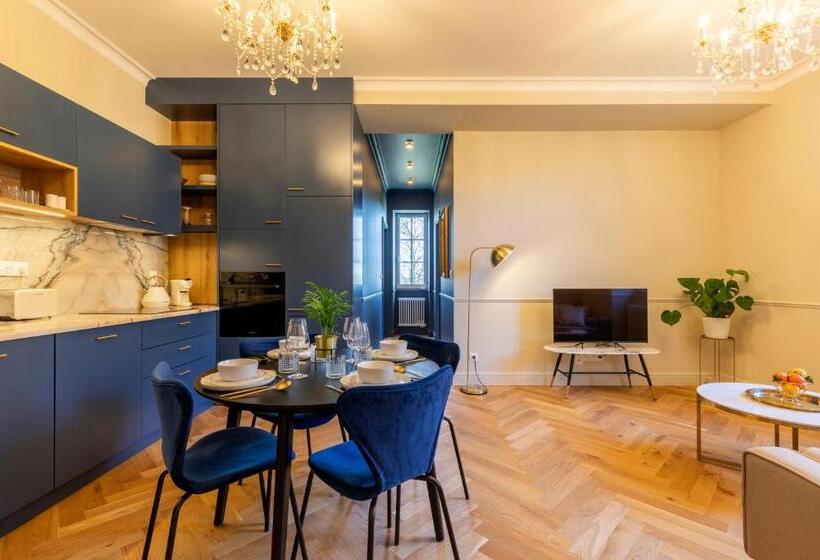 Family Suite, Château De Souhy