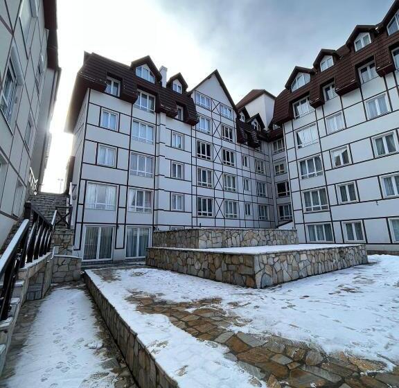 استودیوی استاندارد, Apartment Near Ski Center