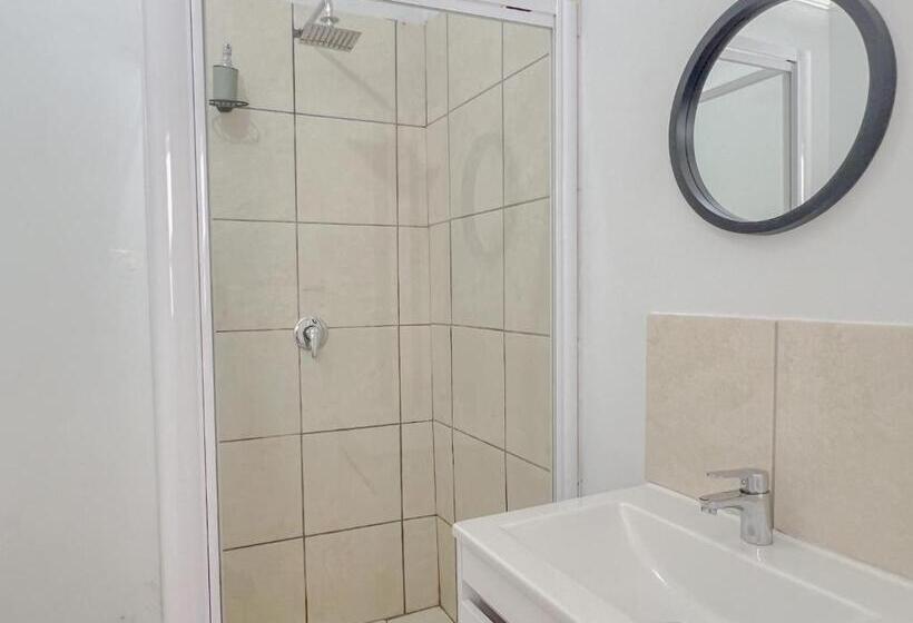 Стандартный Номер Кровать Кинг, Amoris Guesthouse   In Brooklyn