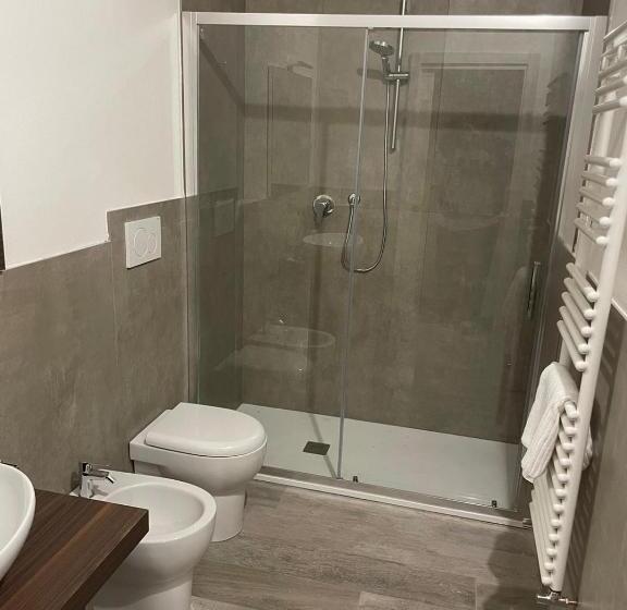 اتاق استاندارد چهار تخته, Villa Il Tufo