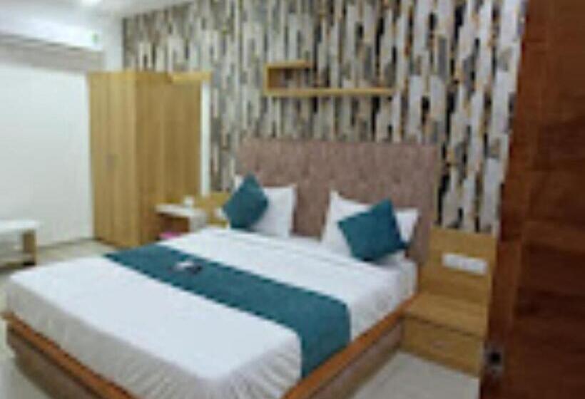 デラックスルーム, Rudra Palace , Anand