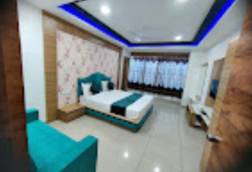 스위트, Rudra Palace , Anand