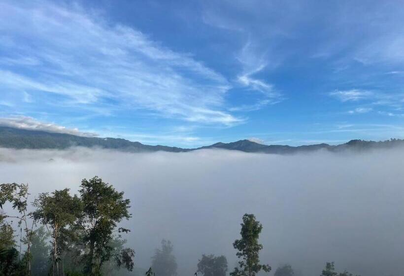 可看到停车场的标准间, บ้านเล็กในป่าใหญ่ At น่าน Little House In The Forest At Nan