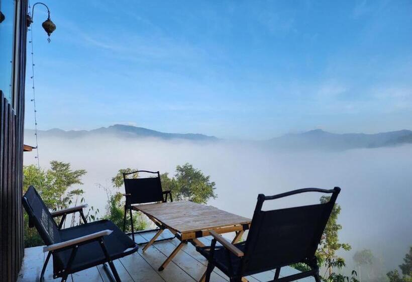 可看到停车场的标准间, บ้านเล็กในป่าใหญ่ At น่าน Little House In The Forest At Nan