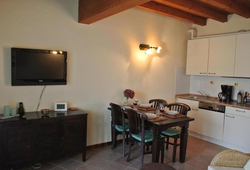 آپارتمان 1 خوابه همکف, Lugana Resort & Sporting Club   Sermana Village