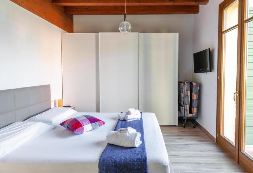 آپارتمان 2 خوابه, Lugana Resort & Sporting Club   Sermana Village