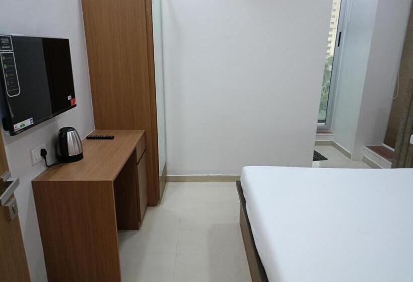 اتاق لوکس, Ritz Vesu   Hotels In Vesu, Surat