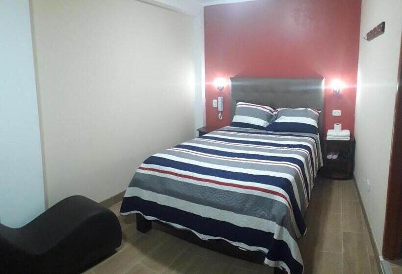 اتاق لوکس, Hospedaje Malibú
