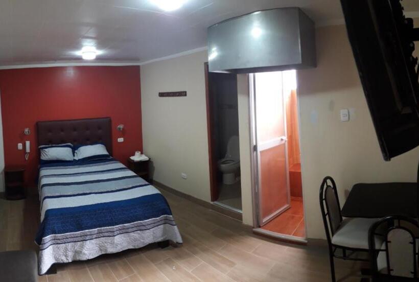 اتاق لوکس, Hospedaje Malibú