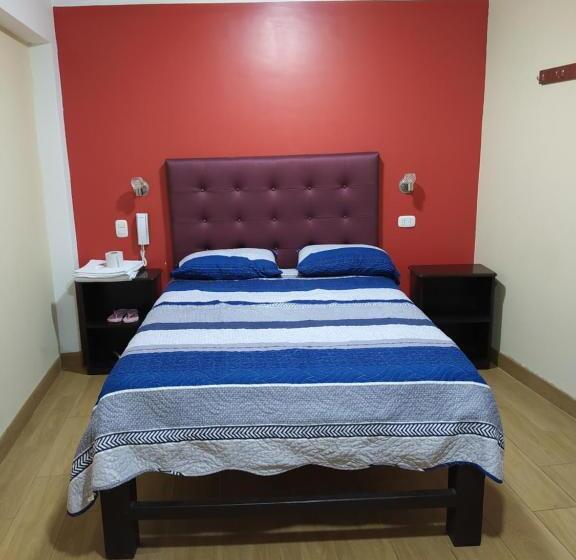اتاق لوکس, Hospedaje Malibú