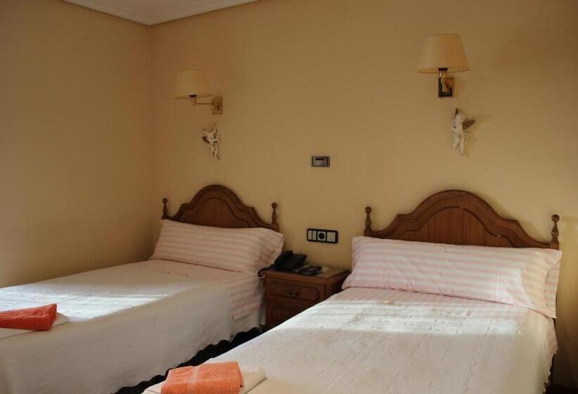 Номер Стандарт, Hostal Casa Perico