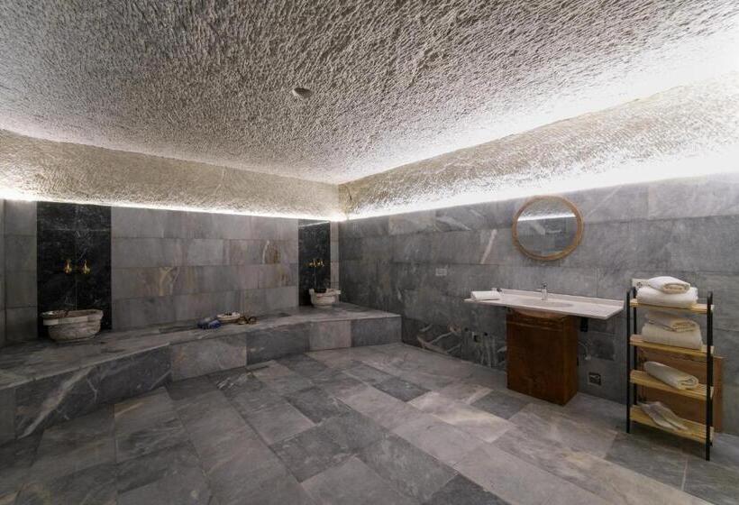 Люкс Повышенной Комфортности, My Cave Suites