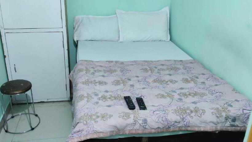 三人经典房间, Oyo Sushila Devi Guest House