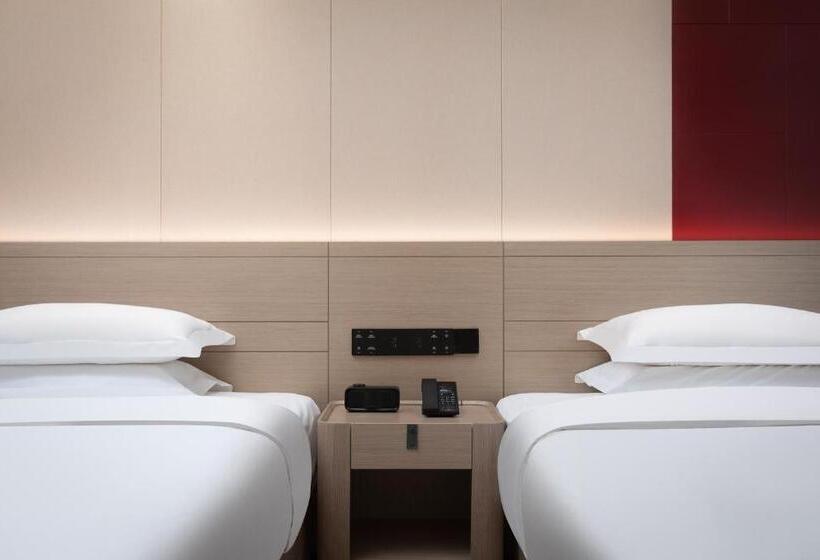 Номер Deluxe, Ramada By Wyndham Honghe Kaiyuan